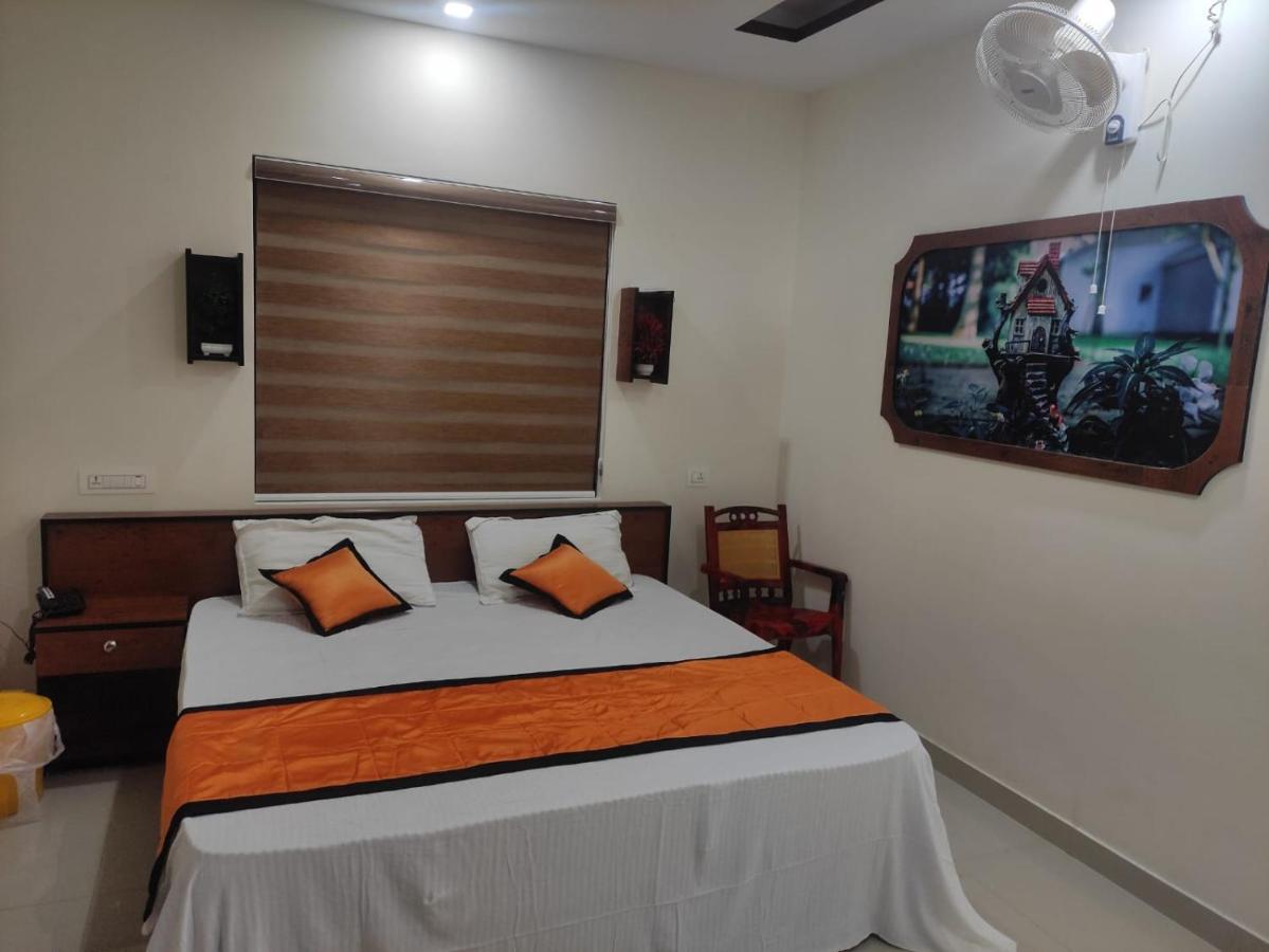 Pms Dhabi Residency 호텔 Kottakkal 외부 사진