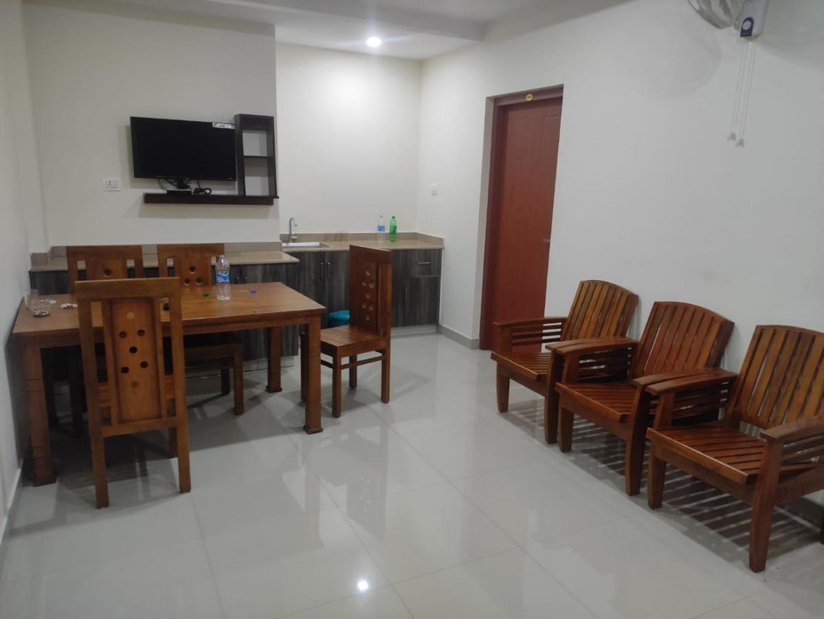 Pms Dhabi Residency 호텔 Kottakkal 외부 사진