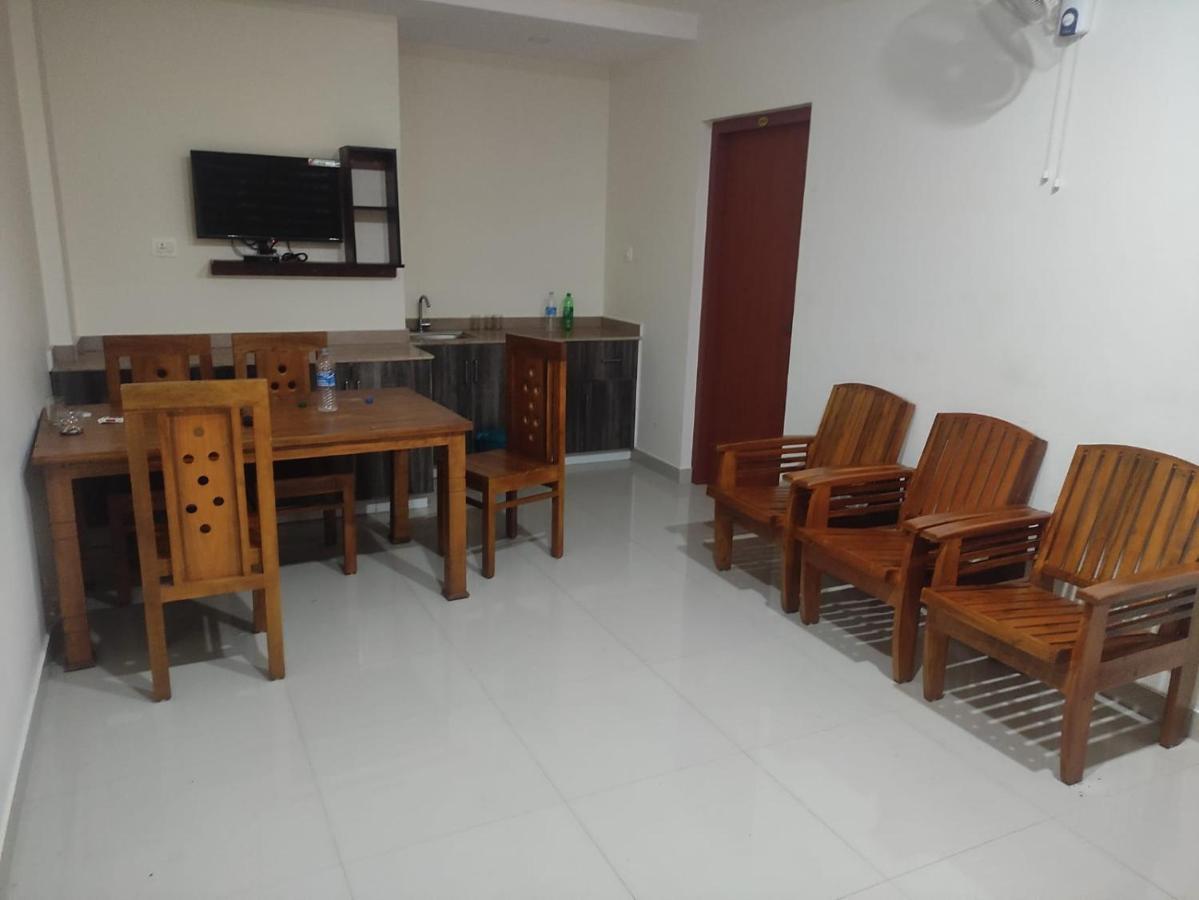 Pms Dhabi Residency 호텔 Kottakkal 외부 사진